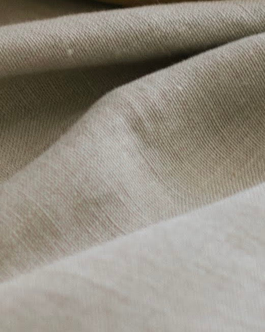 Soft linen table runner and napkins in natural color