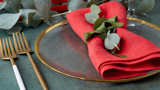 Holiday Table Setting Ideas: Simple Ways to Create a Beautiful Christmas Table