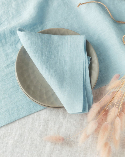 Linen Bundle: Runner & 6 Napkins (Sky Blue)